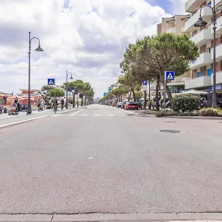 Giotto- 3 Minutes To The Sea Free Wifi Netflix Apartment Villamarina